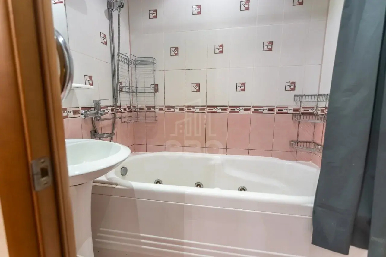 двухкомнатная квартира в Санкт-Петербурге по адресу: Королева проспект, 48, к 1, литера А