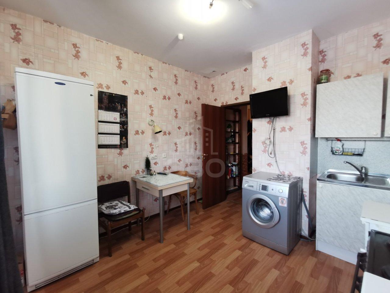 трехкомнатная квартира в Санкт-Петербурге по адресу: Окраинная ул., 9, к Б