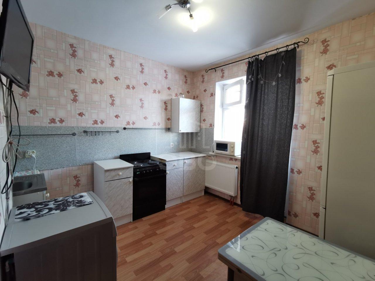 трехкомнатная квартира в Санкт-Петербурге по адресу: Окраинная ул., 9, к Б