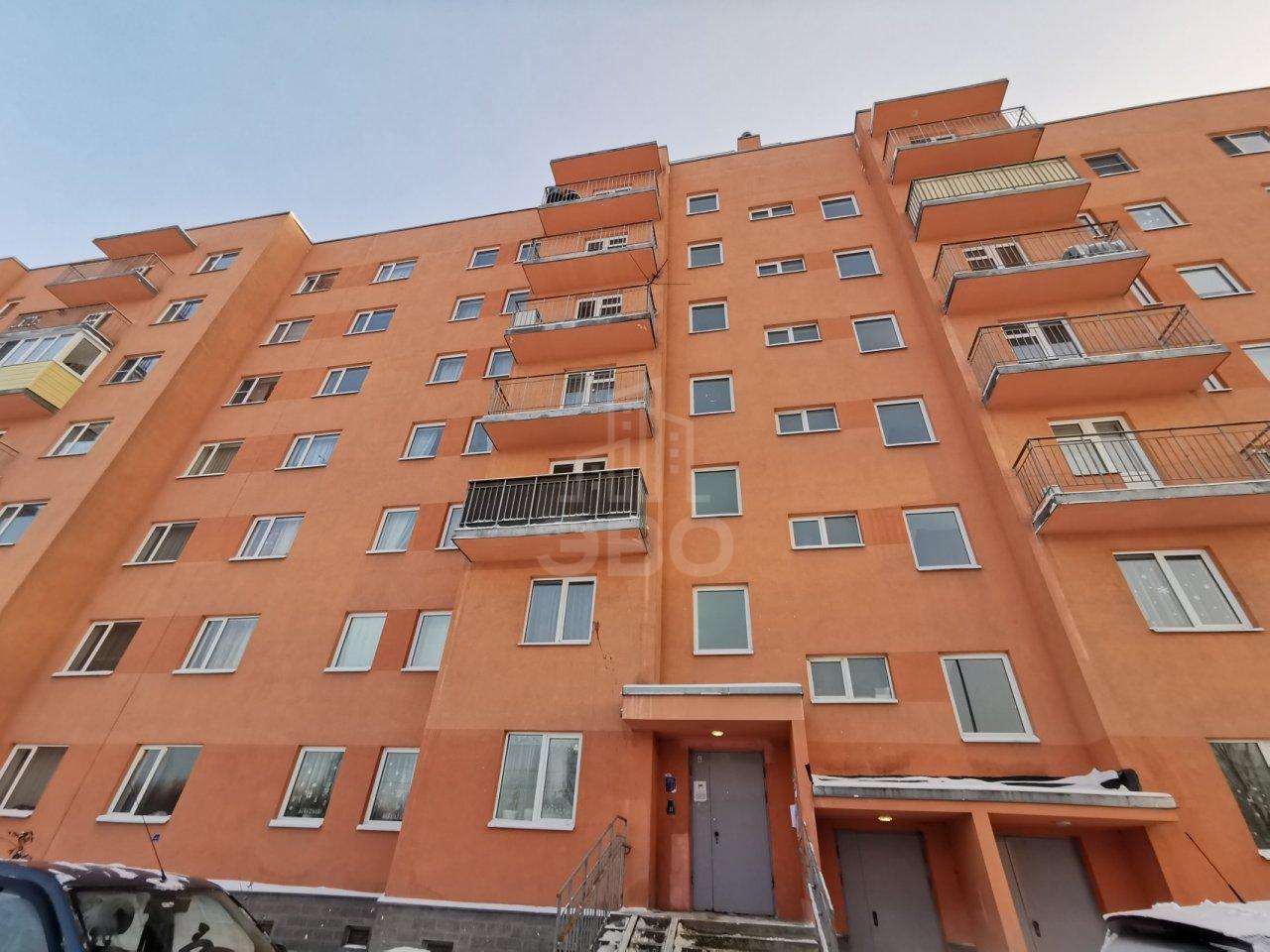 трехкомнатная квартира в Санкт-Петербурге по адресу: Окраинная ул., 9, к Б