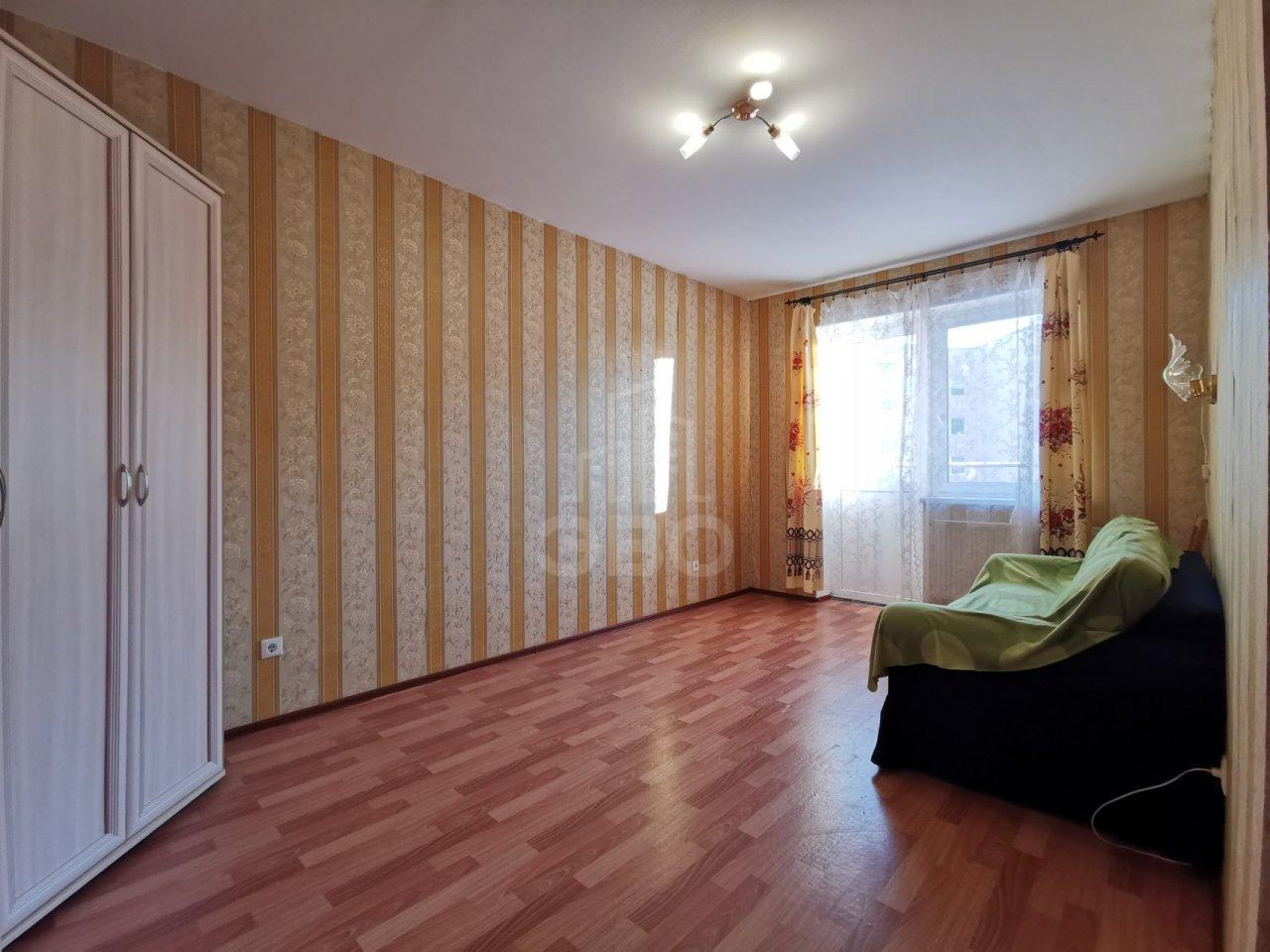 трехкомнатная квартира в Санкт-Петербурге по адресу: Окраинная ул., 9, к Б