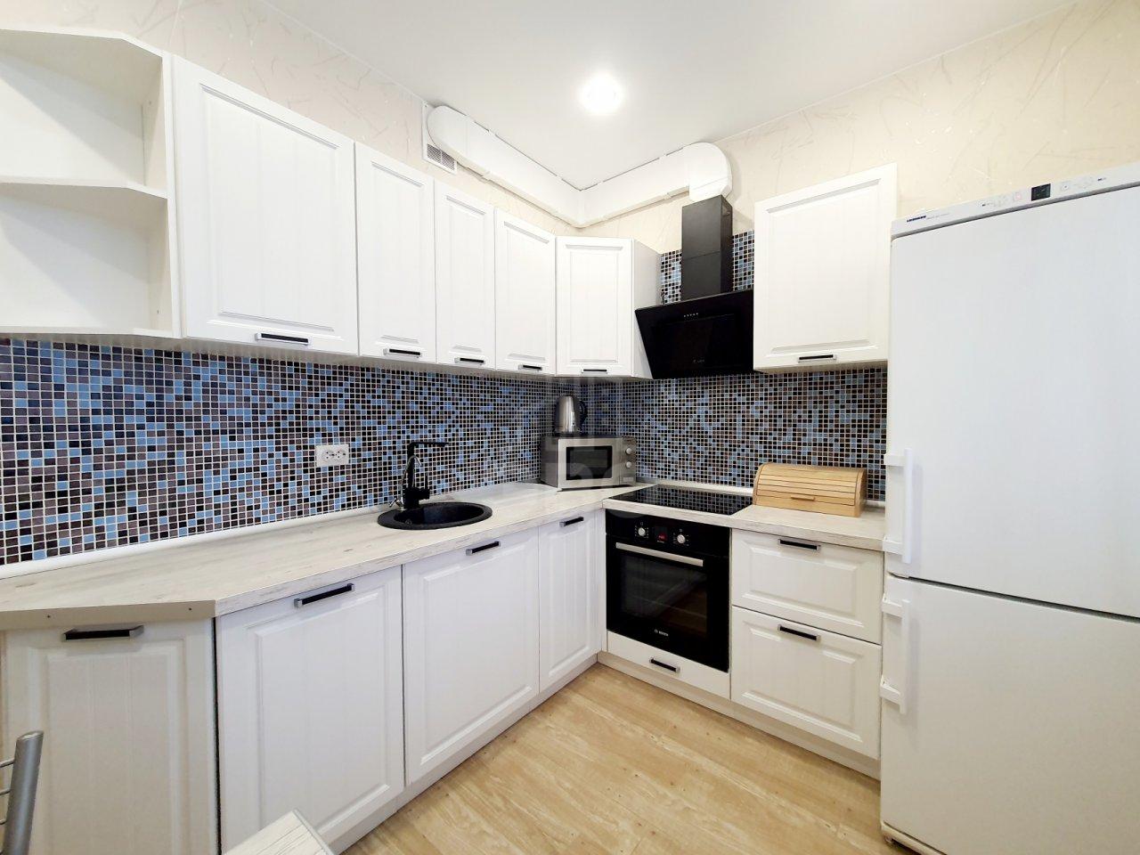 однокомнатная квартира в Санкт-Петербурге по адресу: Героев проспект, 18