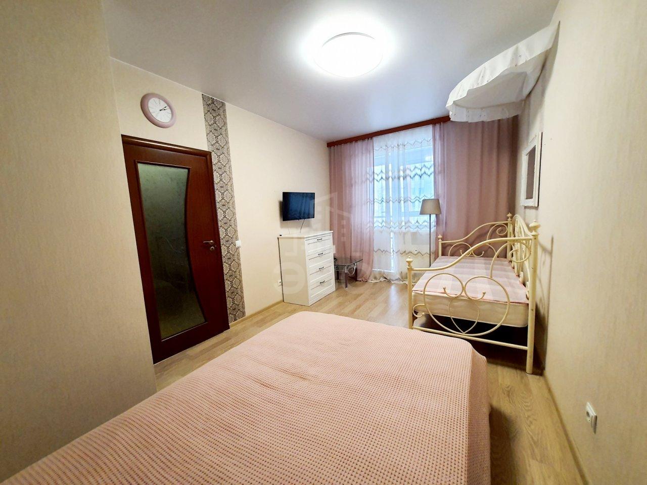 однокомнатная квартира в Санкт-Петербурге по адресу: Героев проспект, 18