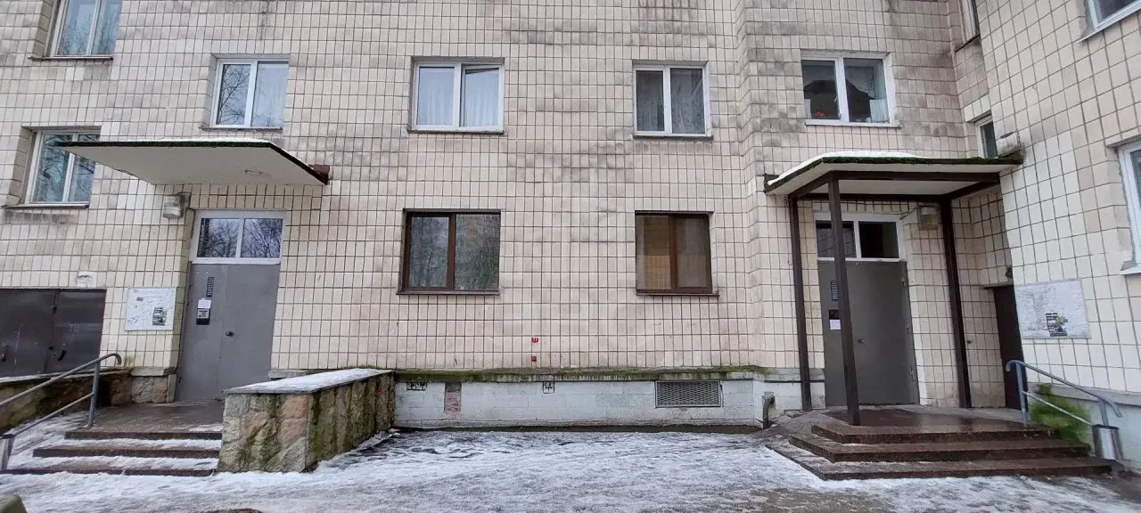 двухкомнатная квартира в Санкт-Петербурге по адресу: Нахимова ул., 3, к 1, литера А