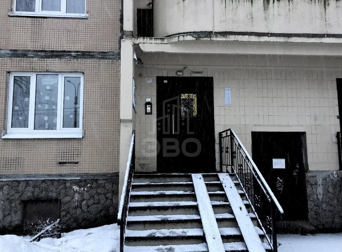 трехкомнатная квартира в Санкт-Петербурге по адресу: Камышовая ул., 2, к 1