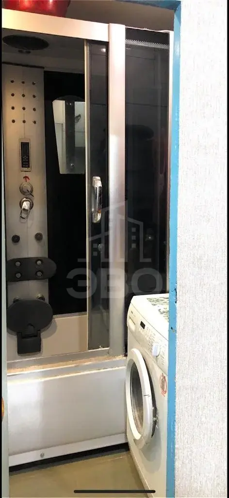 трехкомнатная квартира в Санкт-Петербурге по адресу: Камышовая ул., 2, к 1