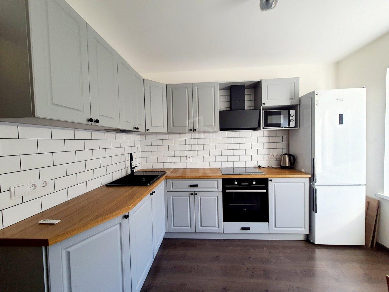 однокомнатная квартира в Санкт-Петербурге по адресу: Юнтоловский проспект, 48, к 3