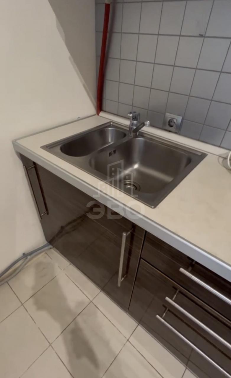 двухкомнатная квартира в Санкт-Петербурге по адресу: 7-я Советская ул., 18/21