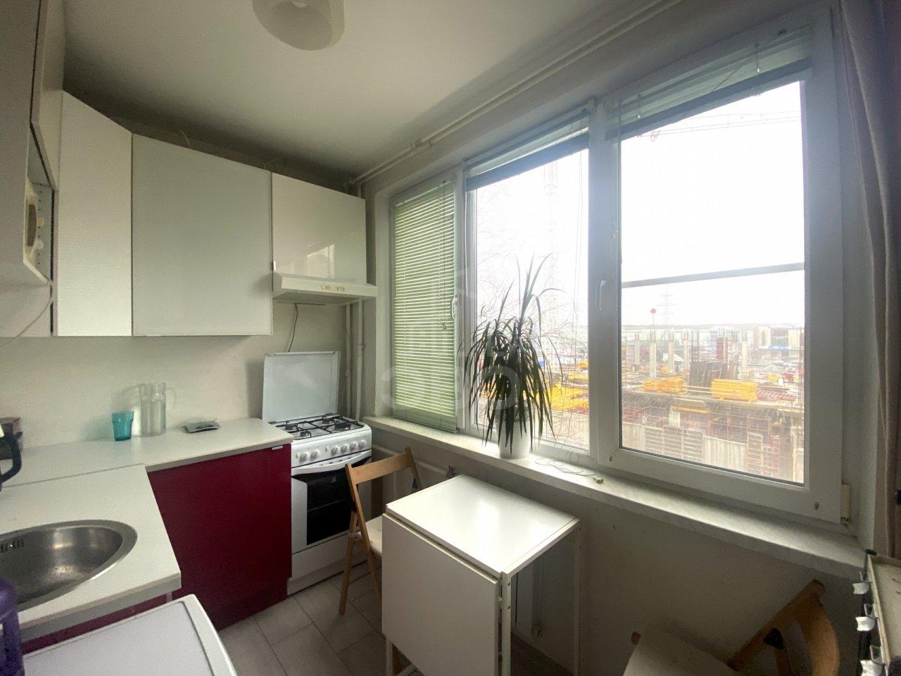 однокомнатная квартира в Санкт-Петербурге по адресу: Богатырский проспект, 3, к 1