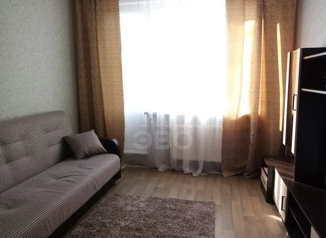 двухкомнатная квартира в Санкт-Петербурге по адресу: Славы проспект, 10, к 4