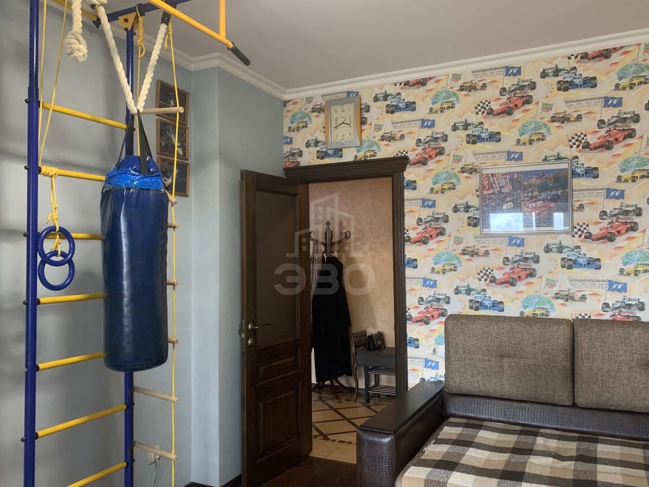 двухкомнатная квартира в Санкт-Петербурге по адресу: Революции ш., 18, к 2