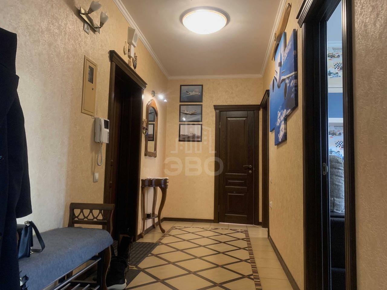 двухкомнатная квартира в Санкт-Петербурге по адресу: Революции ш., 18, к 2