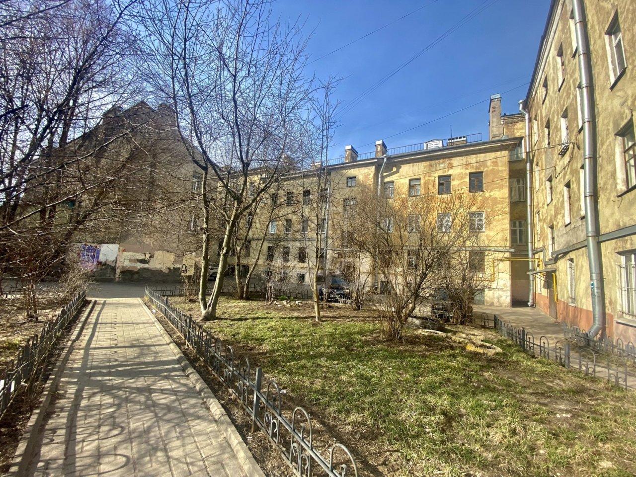 двухкомнатная квартира в Санкт-Петербурге по адресу: Днепропетровская ул., 3, к 1