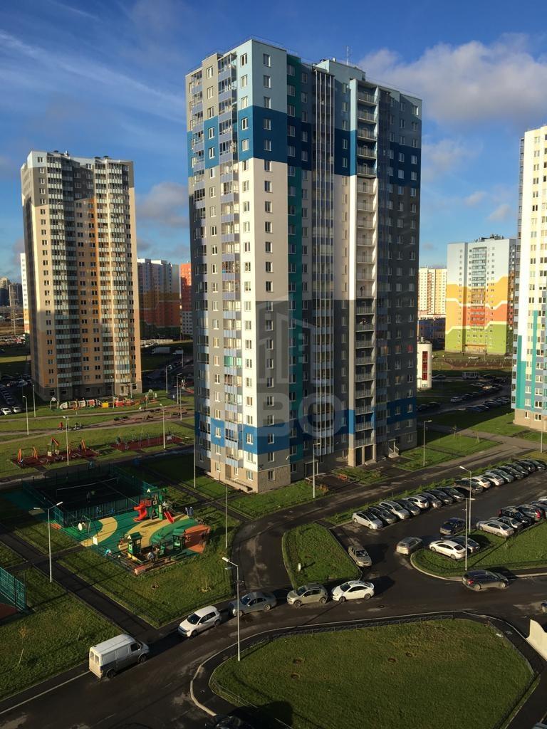 однокомнатная квартира в Санкт-Петербурге по адресу: Корнея Чуковского ул., 7, к 4