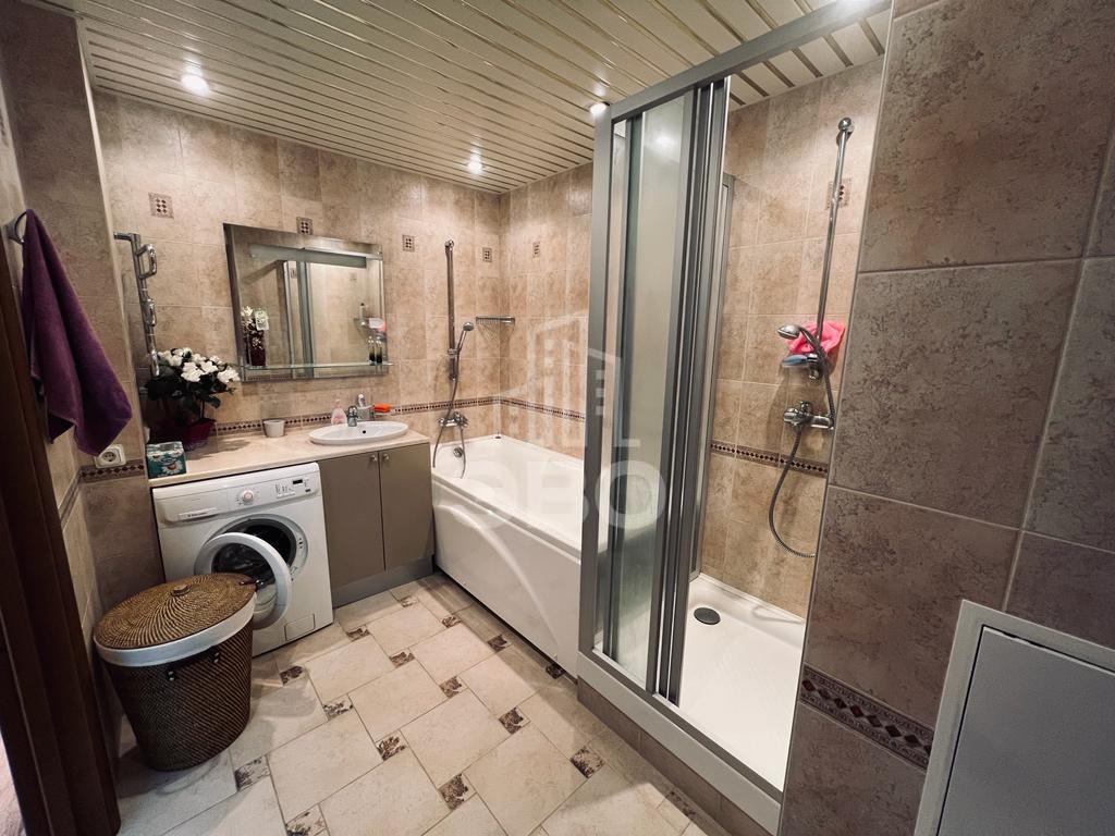 трехкомнатная квартира в Санкт-Петербурге по адресу: Владимирская ул., 6