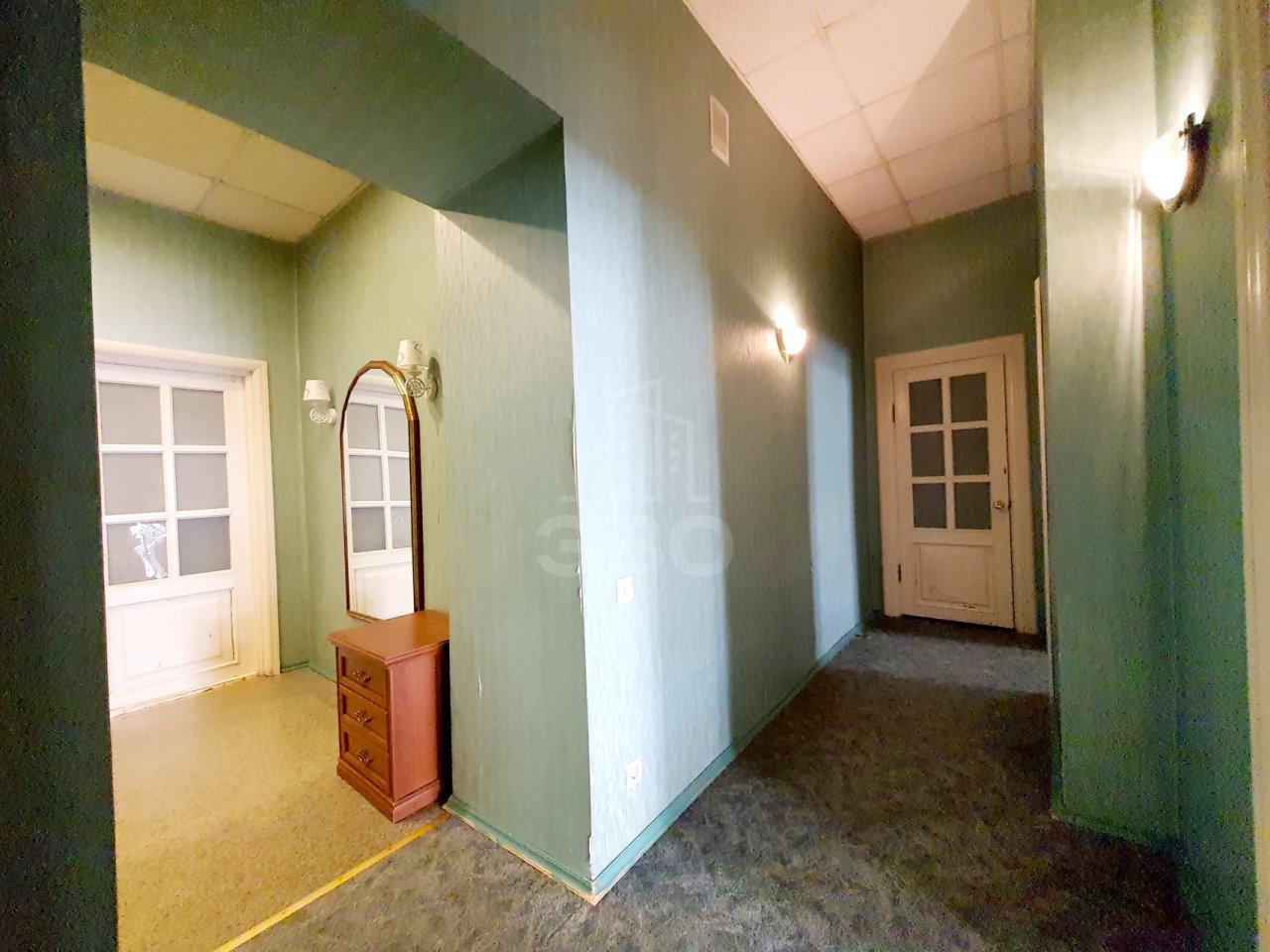 трехкомнатная квартира в Санкт-Петербурге по адресу: Съезжинская ул., 11