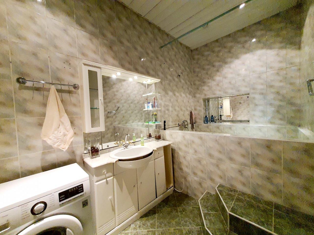 трехкомнатная квартира в Санкт-Петербурге по адресу: Съезжинская ул., 11