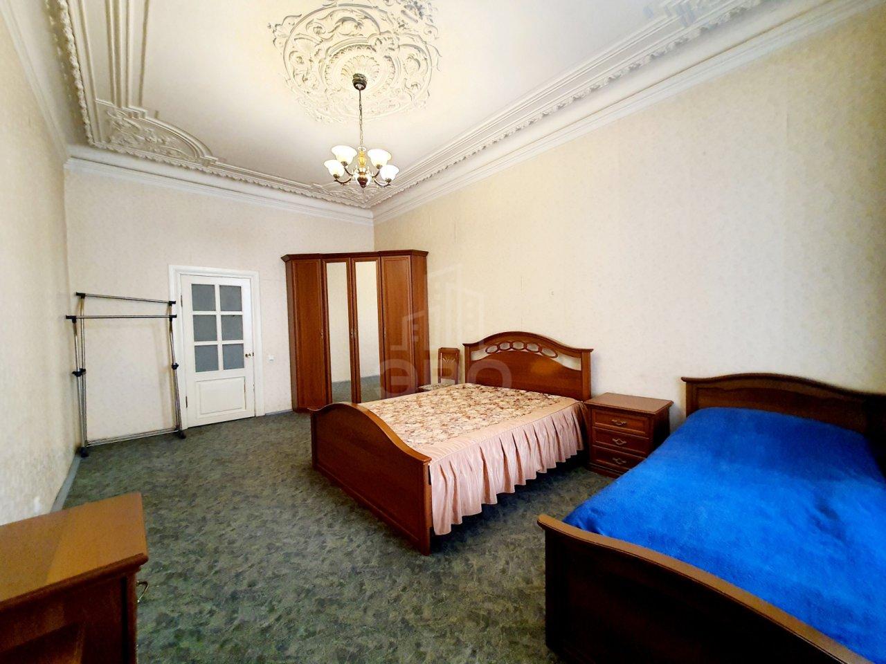 трехкомнатная квартира в Санкт-Петербурге по адресу: Съезжинская ул., 11