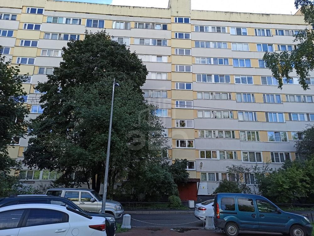 комната в Санкт-Петербурге по адресу: Есенина ул., 8, к 1