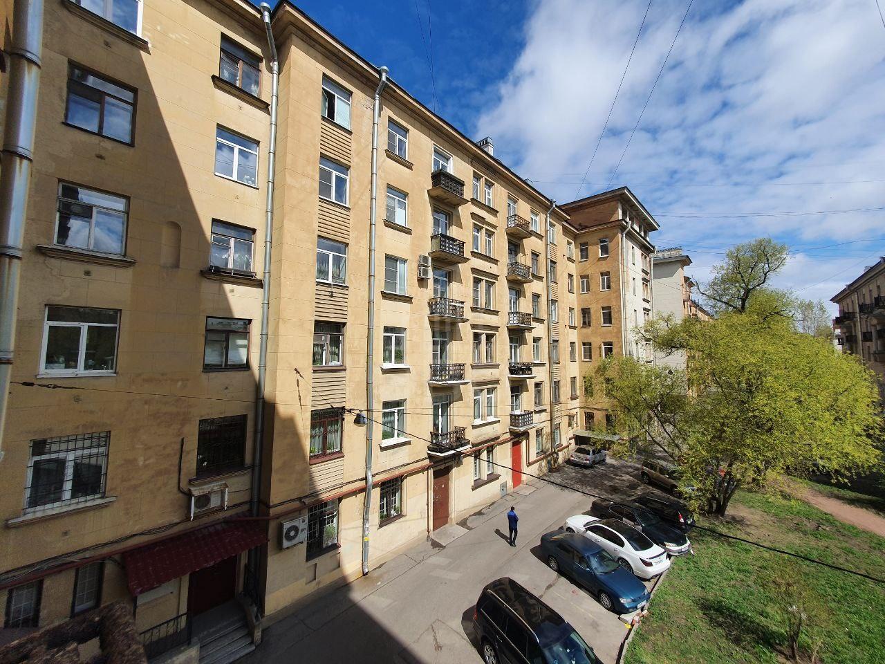 комната в Санкт-Петербурге по адресу: Ивановская ул., 26