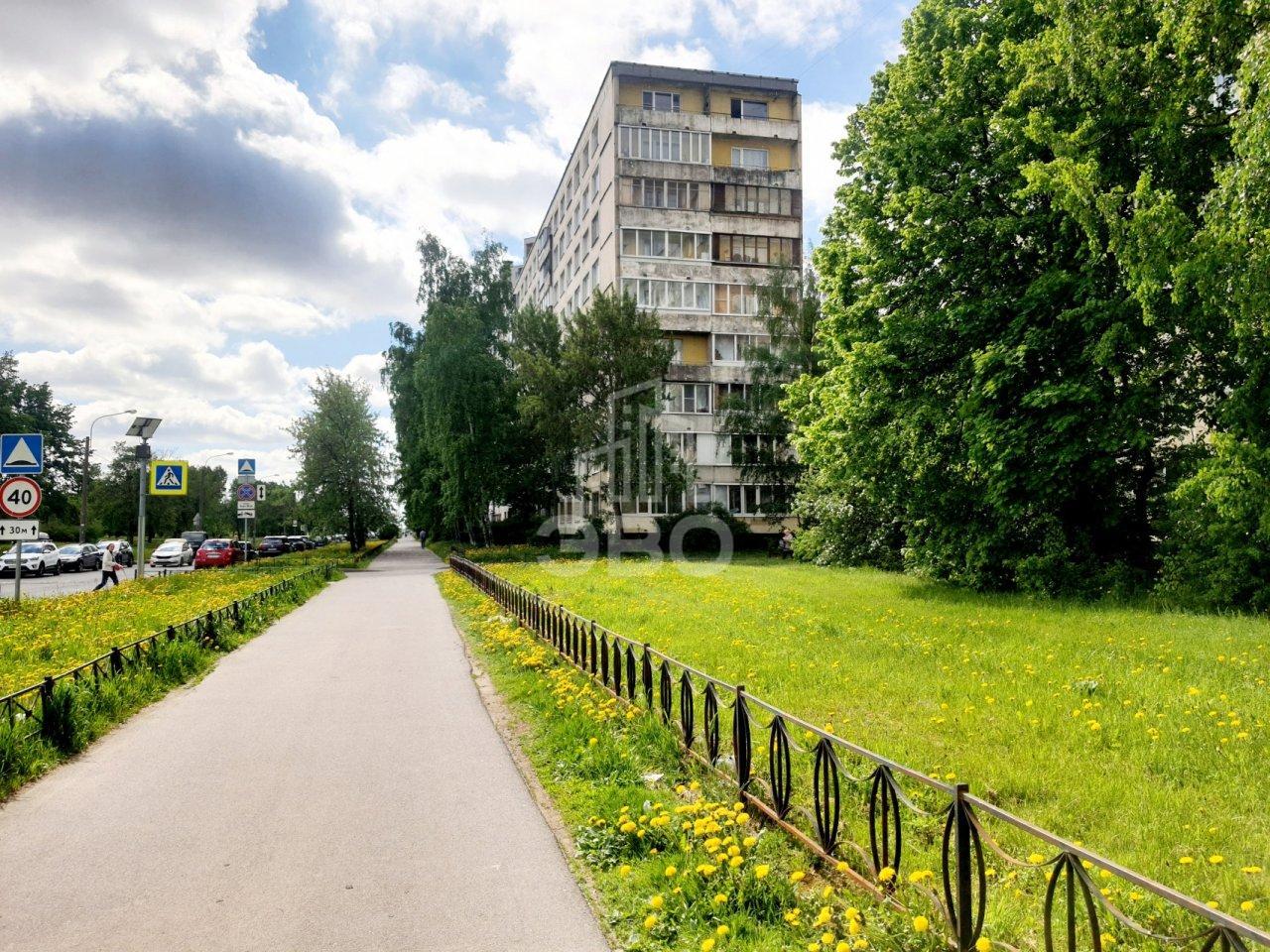 однокомнатная квартира в Санкт-Петербурге по адресу: Загребский б-р., 7, к 1