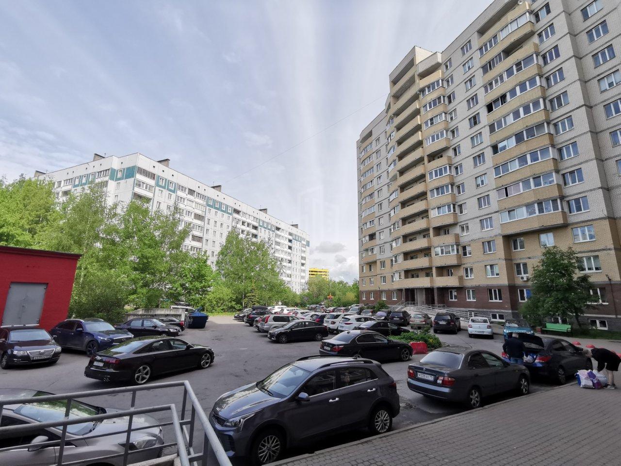 однокомнатная квартира в Санкт-Петербурге по адресу: Мартыновская ул., 14, к 1