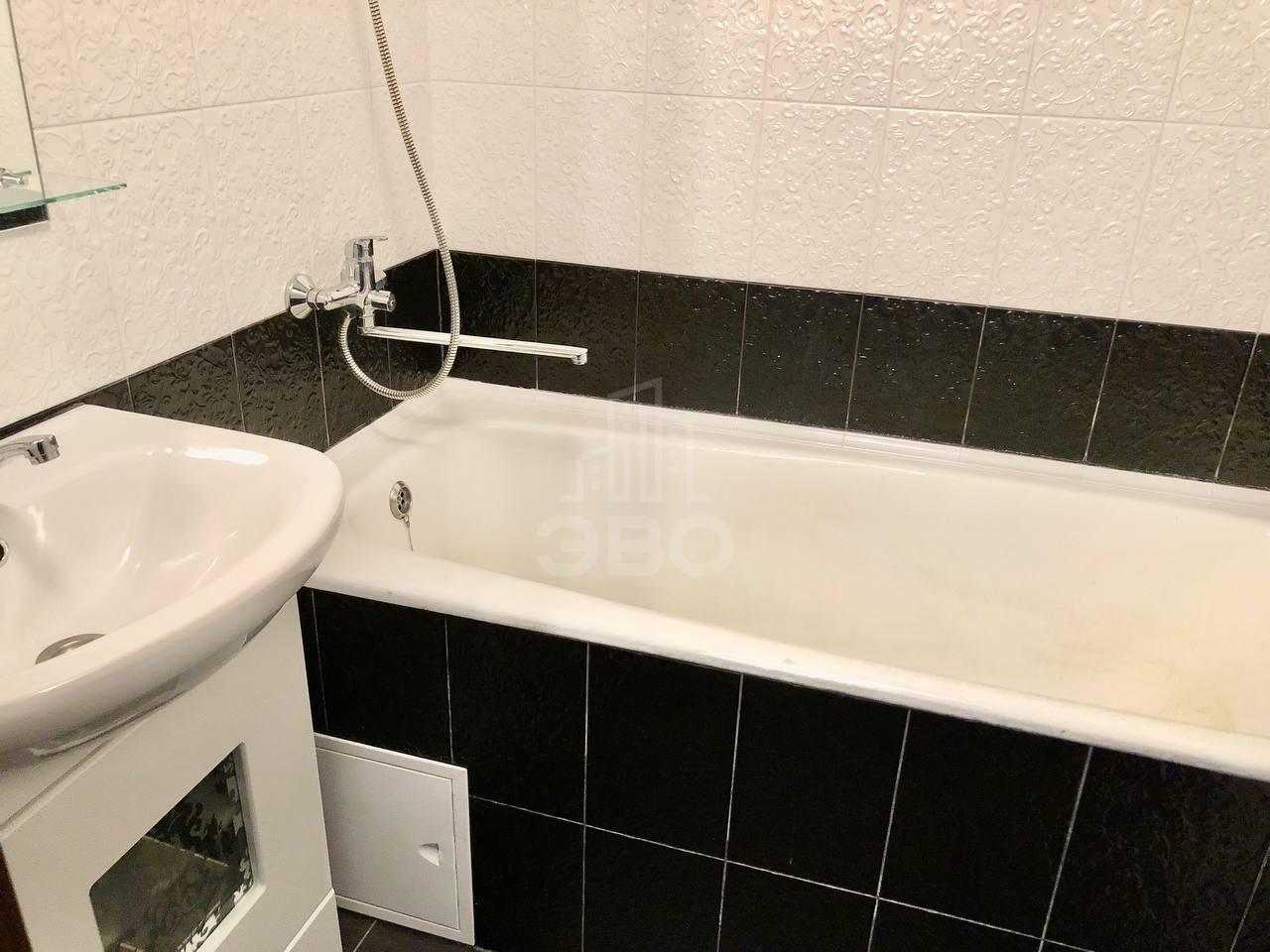 однокомнатная квартира в Санкт-Петербурге по адресу: Художников проспект, 13, к 4