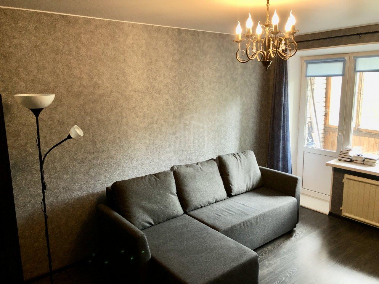 однокомнатная квартира в Санкт-Петербурге по адресу: Художников проспект, 13, к 4