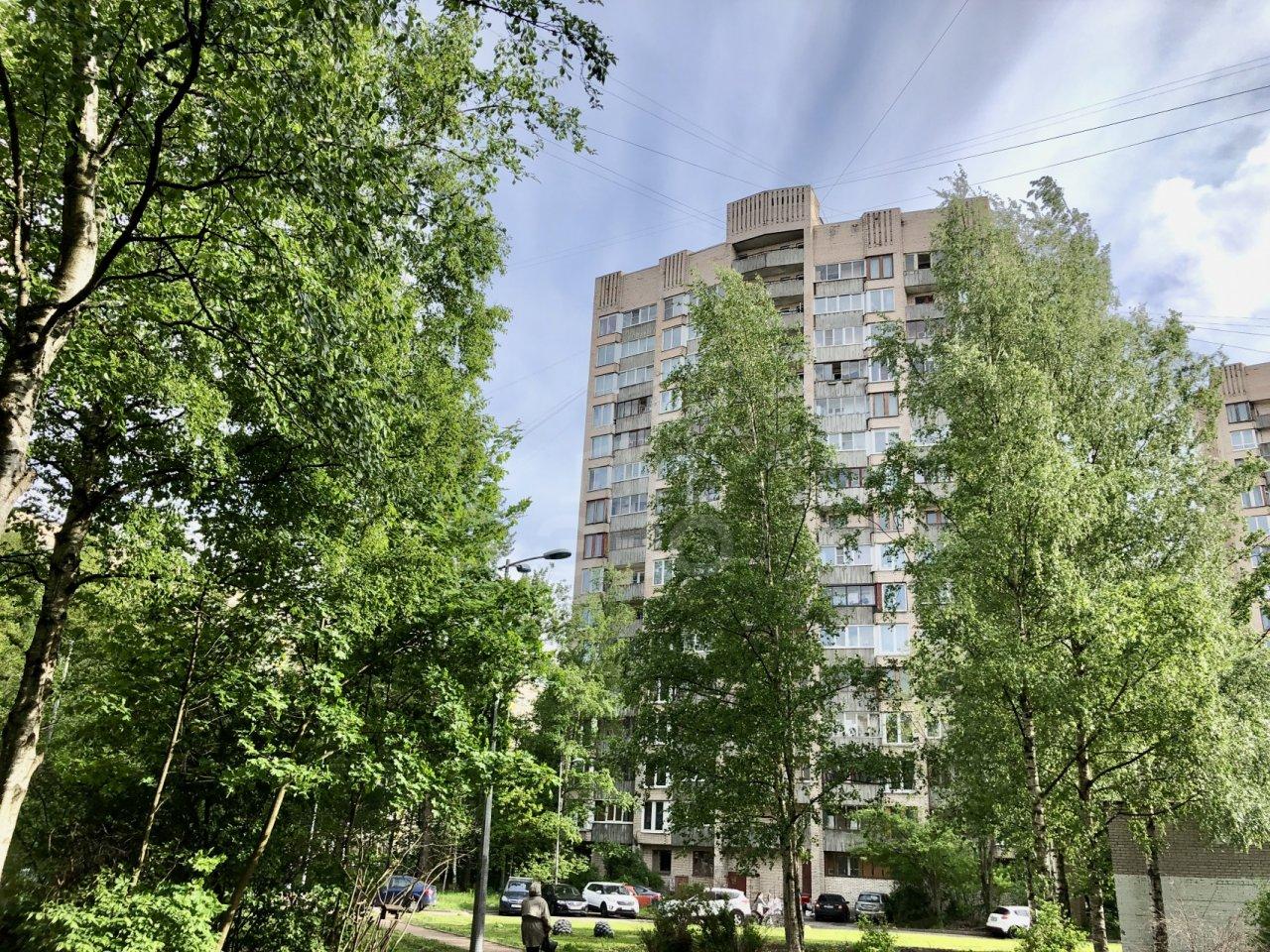 однокомнатная квартира в Санкт-Петербурге по адресу: Художников проспект, 13, к 4