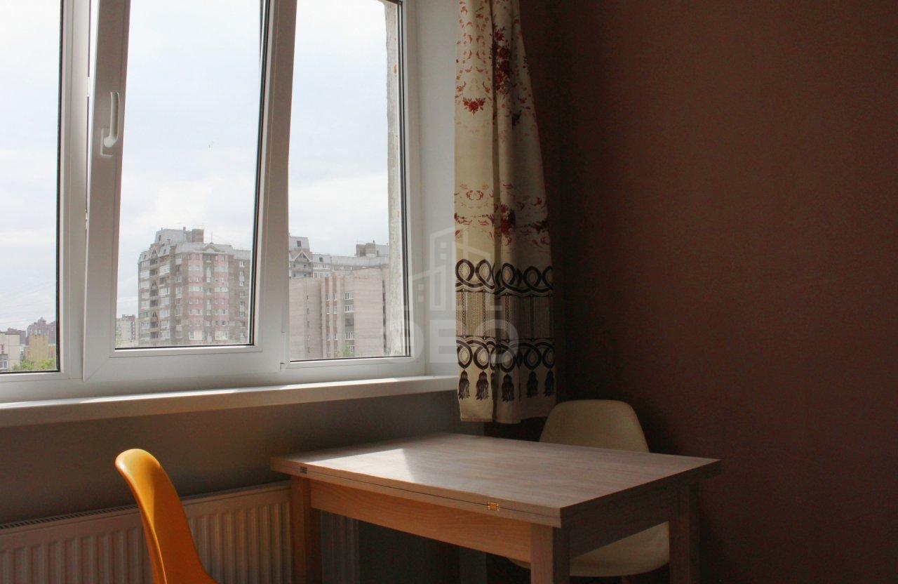 однокомнатная квартира в Санкт-Петербурге по адресу: Луначарского проспект, 19, к 1