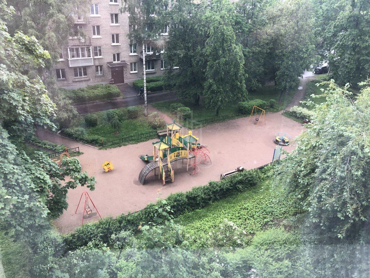 однокомнатная квартира в Санкт-Петербурге по адресу: Новороссийская ул., 4