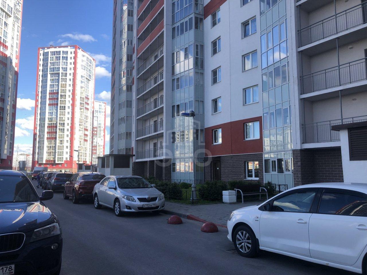 однокомнатная квартира в Санкт-Петербурге по адресу: Героев проспект, 18