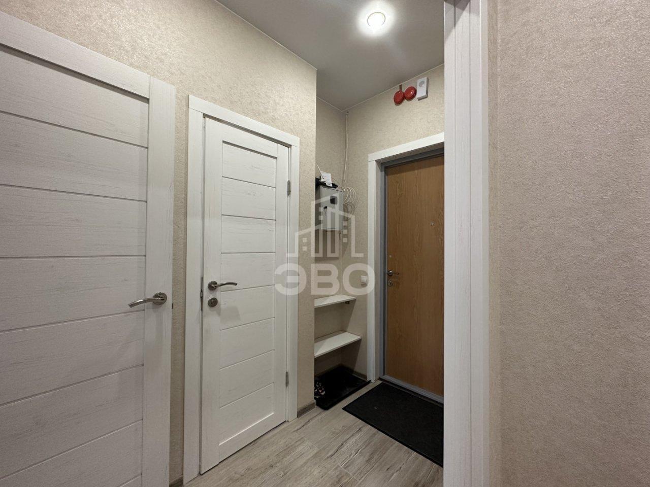 однокомнатная квартира в Санкт-Петербурге по адресу: Героев проспект, 18