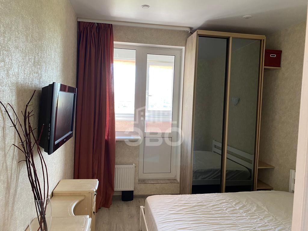 однокомнатная квартира в Санкт-Петербурге по адресу: Героев проспект, 18