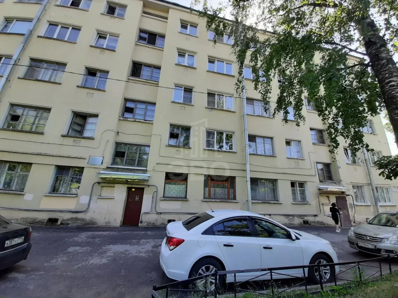 комната в Санкт-Петербурге по адресу: Лесной проспект, 37, к 4