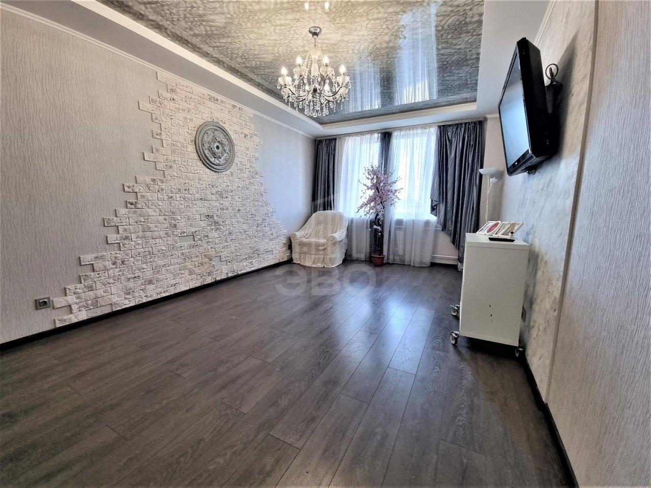 двухкомнатная квартира в Санкт-Петербурге по адресу: Вавиловых ул., 7, к 4