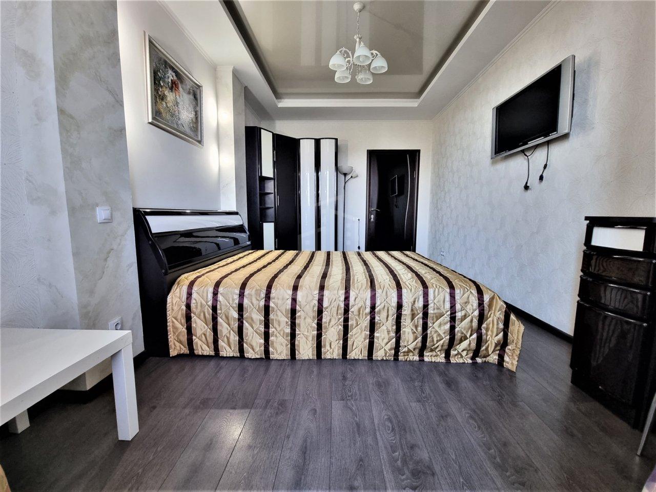 двухкомнатная квартира в Санкт-Петербурге по адресу: Вавиловых ул., 7, к 4