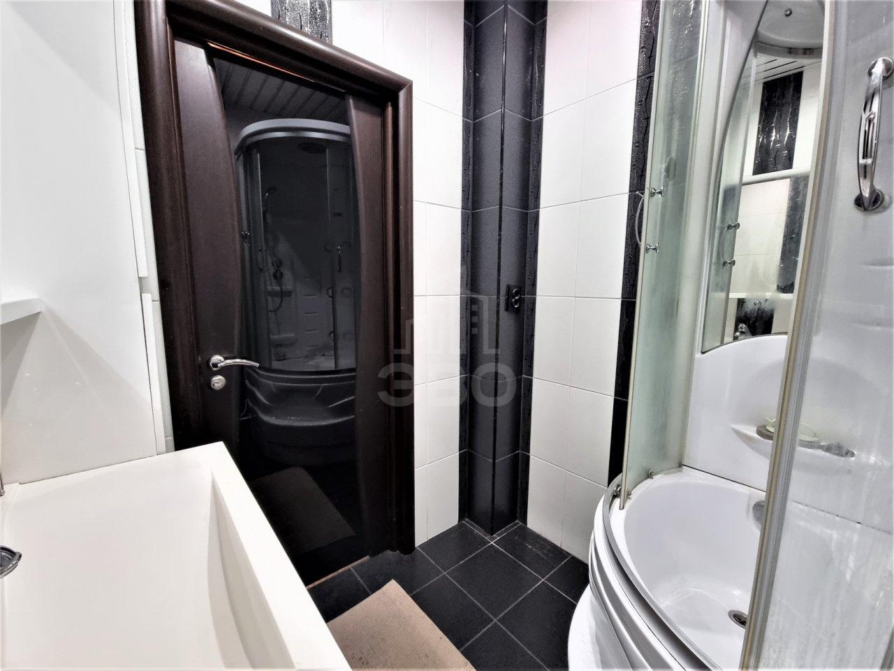 двухкомнатная квартира в Санкт-Петербурге по адресу: Вавиловых ул., 7, к 4