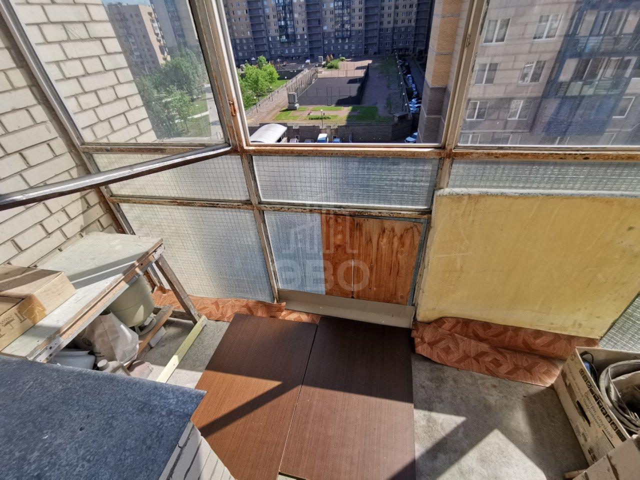 однокомнатная квартира в Санкт-Петербурге по адресу: Луначарского проспект, 98, к 1