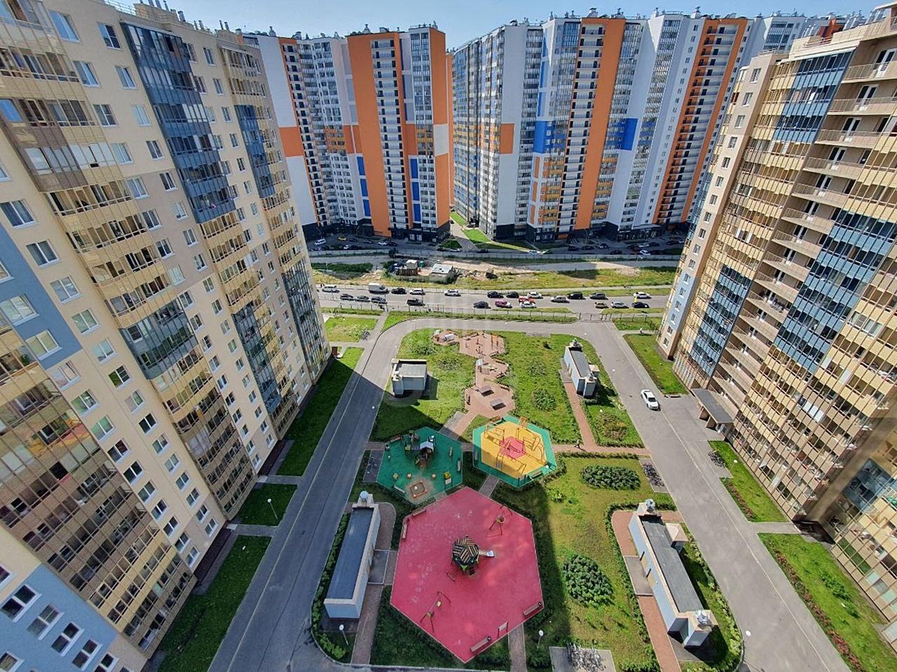 однокомнатная квартира в Санкт-Петербурге по адресу: Верхне-Каменская ул., 3, к 2