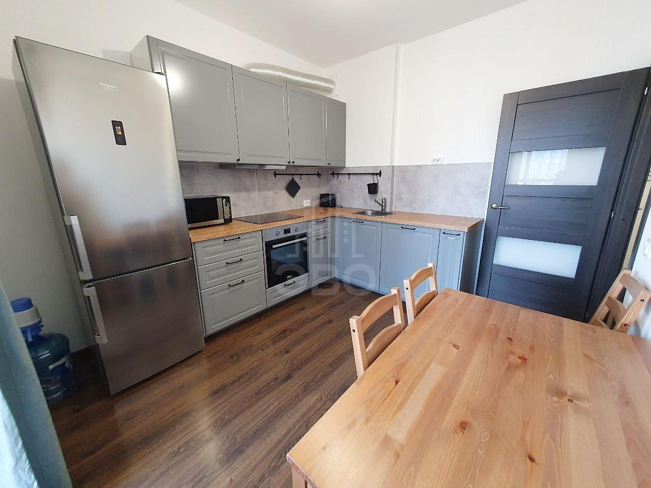 однокомнатная квартира в Санкт-Петербурге по адресу: Верхне-Каменская ул., 3, к 2