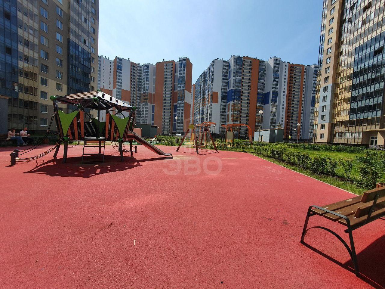 однокомнатная квартира в Санкт-Петербурге по адресу: Верхне-Каменская ул., 3, к 2