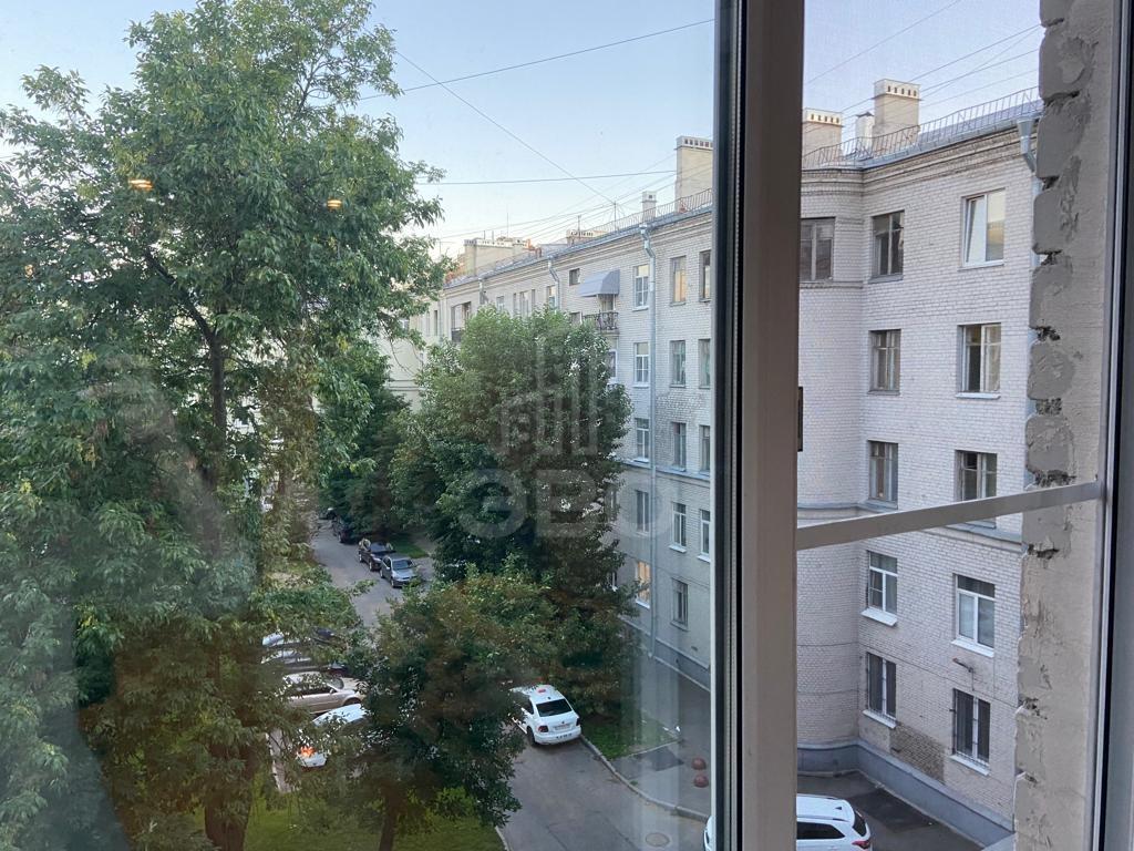 комната в Санкт-Петербурге по адресу: Большеохтинский проспект