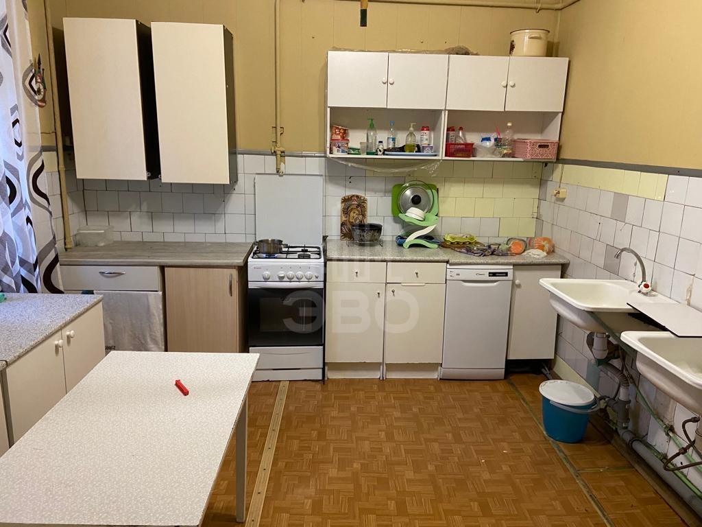 комната в Санкт-Петербурге по адресу: Большеохтинский проспект