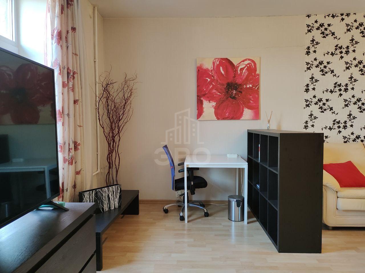 трехкомнатная квартира в Санкт-Петербурге по адресу: Рузовская ул., 15