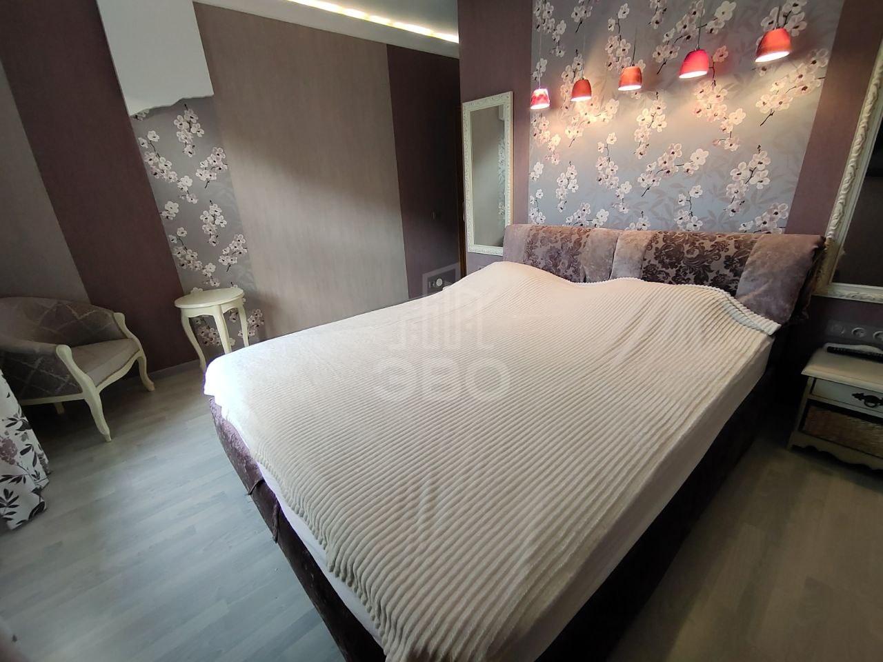 трехкомнатная квартира в Санкт-Петербурге по адресу: Рузовская ул., 15