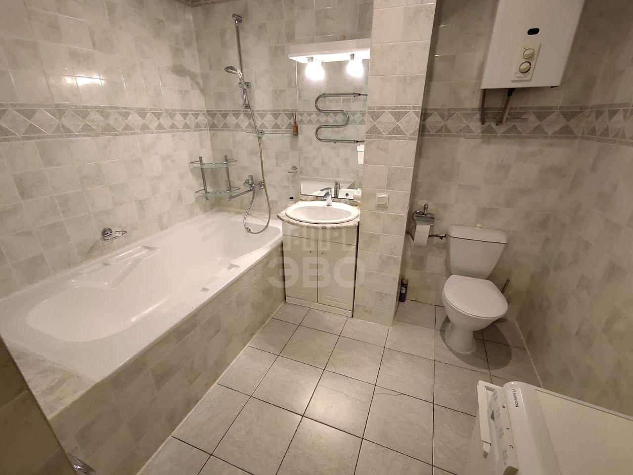 трехкомнатная квартира в Санкт-Петербурге по адресу: Рузовская ул., 15