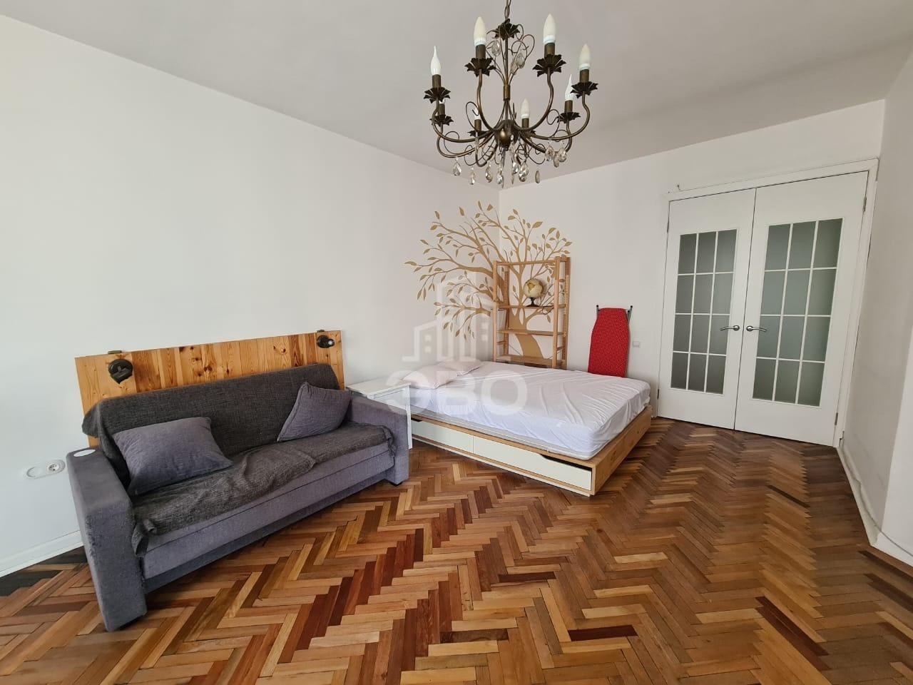 однокомнатная квартира в Санкт-Петербурге по адресу: Апраксин пер., 19/21