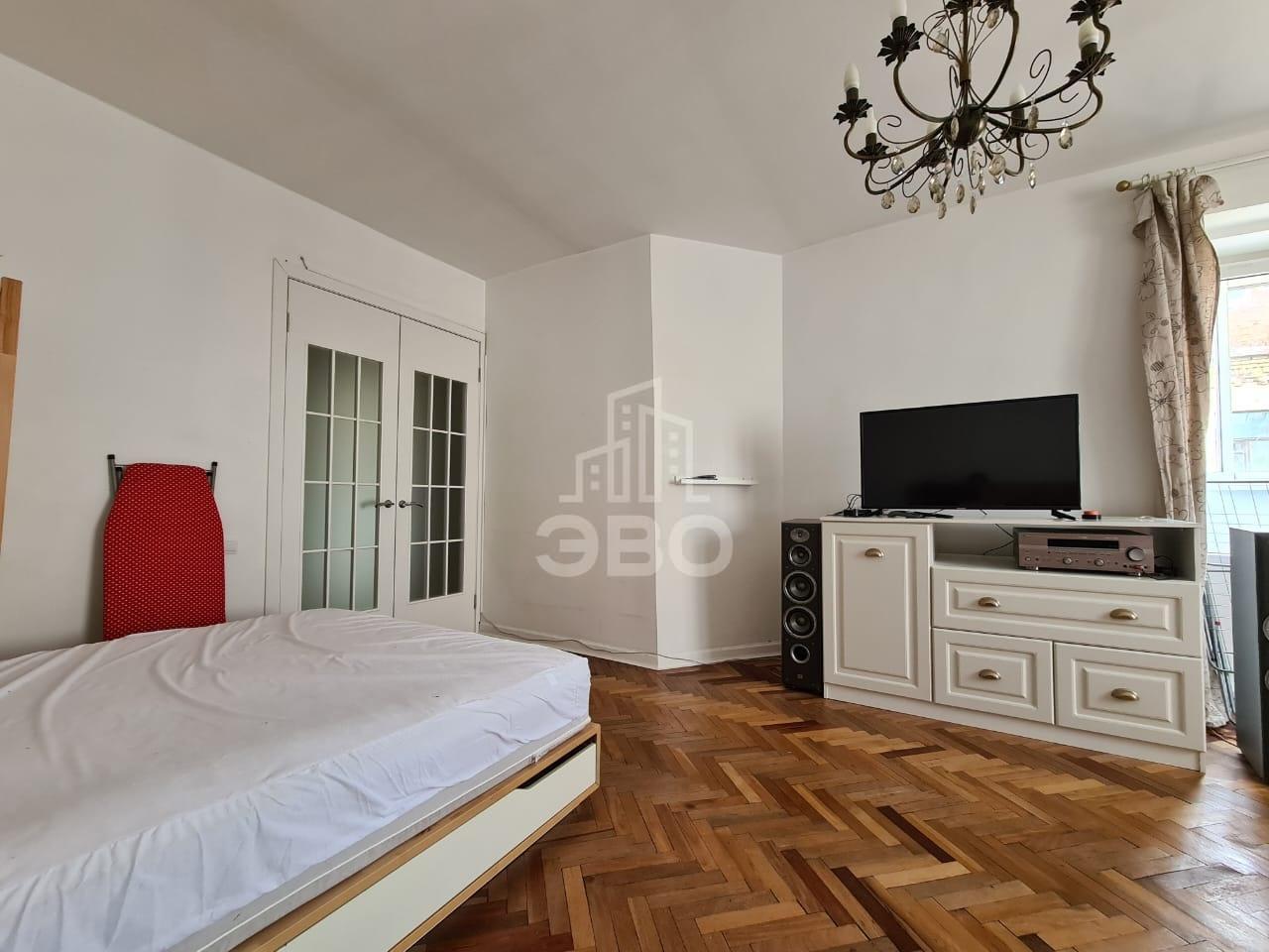 однокомнатная квартира в Санкт-Петербурге по адресу: Апраксин пер., 19/21