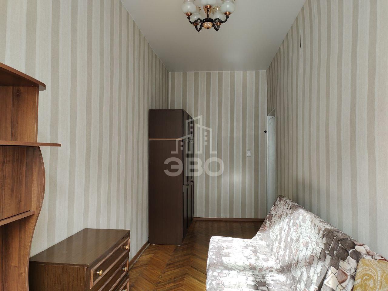 трехкомнатная квартира в Санкт-Петербурге по адресу: Достоевского ул., 13